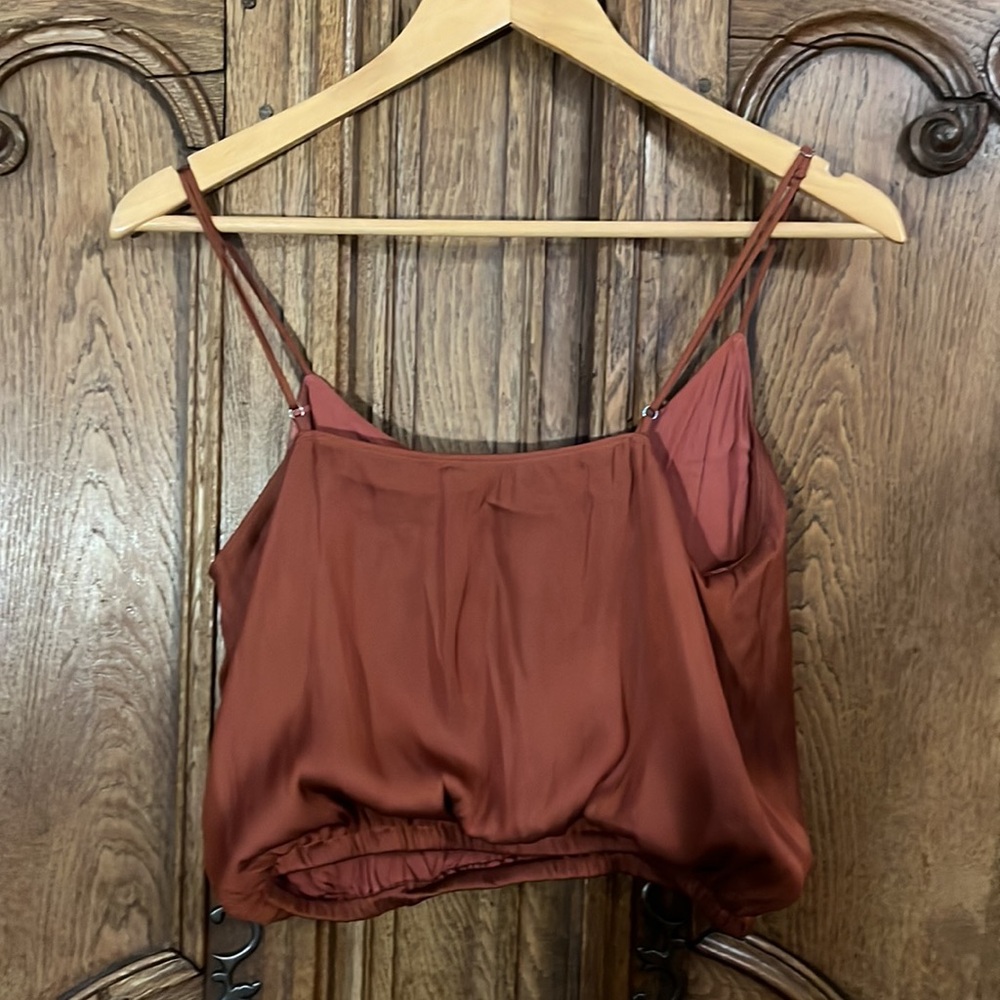 Reset Crop Top - Picture 7 of 10